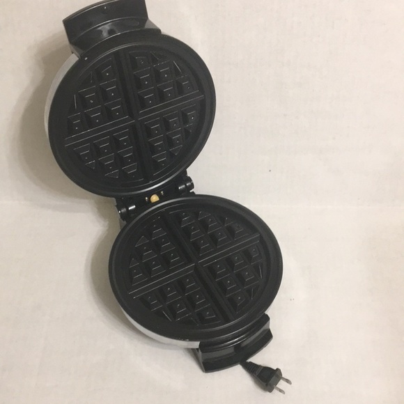 Waffle Maker - Picture 1 of 16